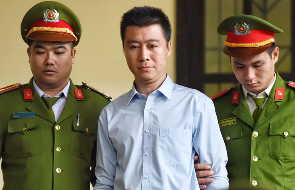 Phan Sào Nam bị phạt tù vì tội tổ chức đánh bạc trái phép