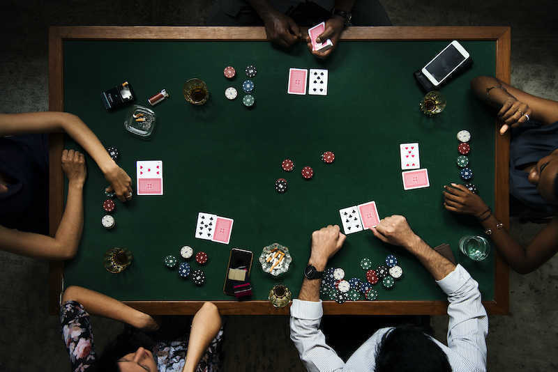 Tại sao nên sử dụng check poker?